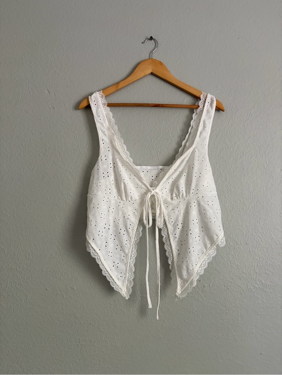 SHEIN Tops - Eyelet Lace Top